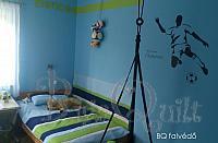 Bence csíkos kollekciója ágytakaró és falvédő kék-zöld szobába
